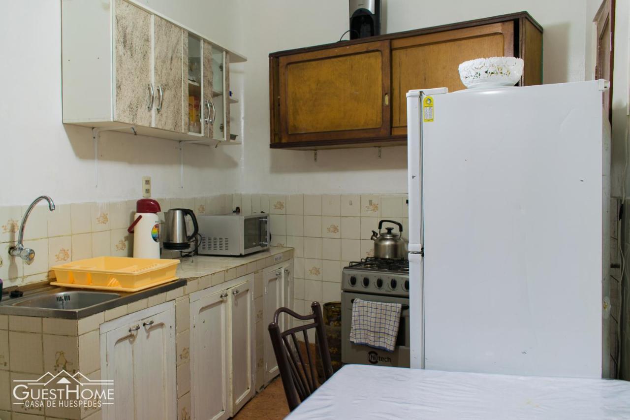 Guest Home B&B 拉巴斯 外观 照片