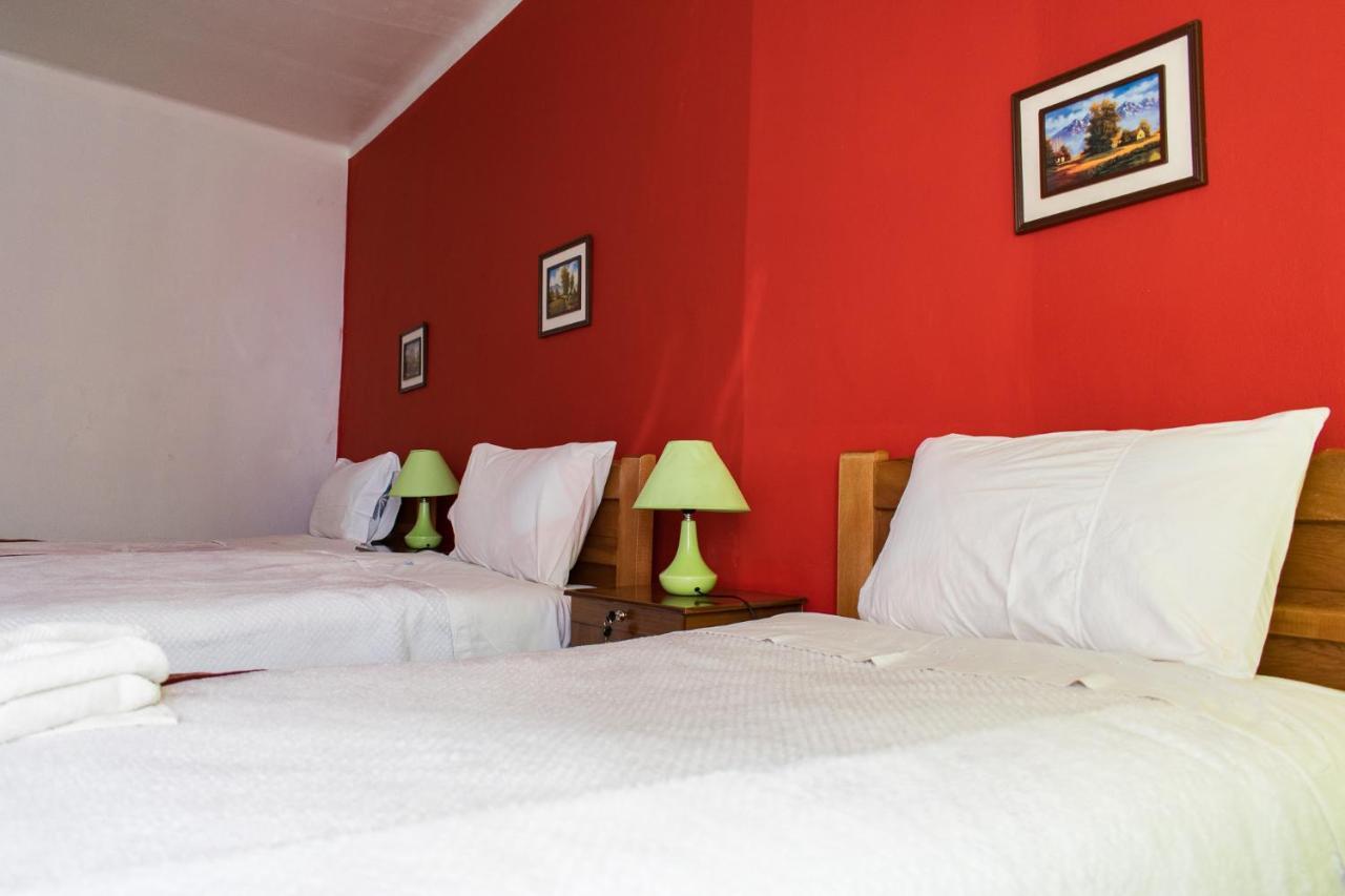 Guest Home B&B 拉巴斯 外观 照片