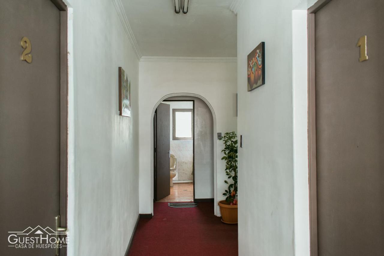 Guest Home B&B 拉巴斯 外观 照片